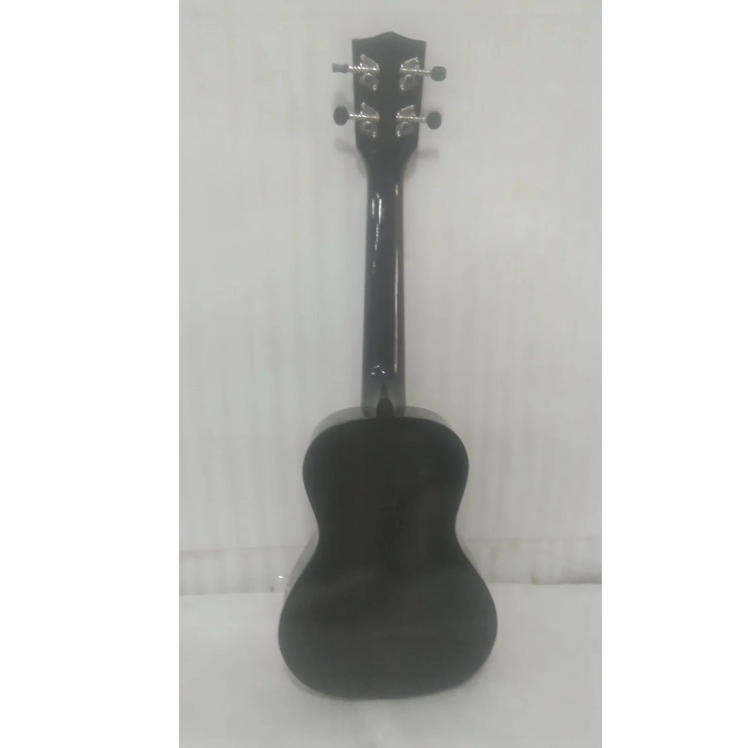 Vault UK-003 Concert Colourful Ukulele 23 inch - Open Box B Stock - Image 4